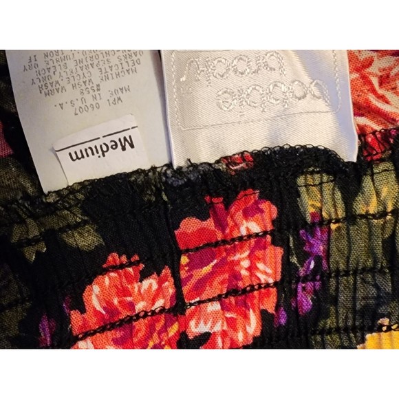 NWOT Bobbi Brooks Woman’s Size M Skort Split Skirt Floral flowers VINTAGE Y2K - Picture 2 of 3